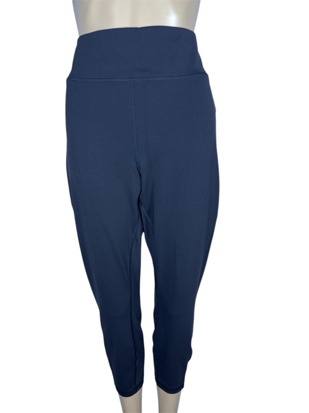 Lululemon Leggings Size 16 Black 7/8 Tight Leggings Pant Side Pockets